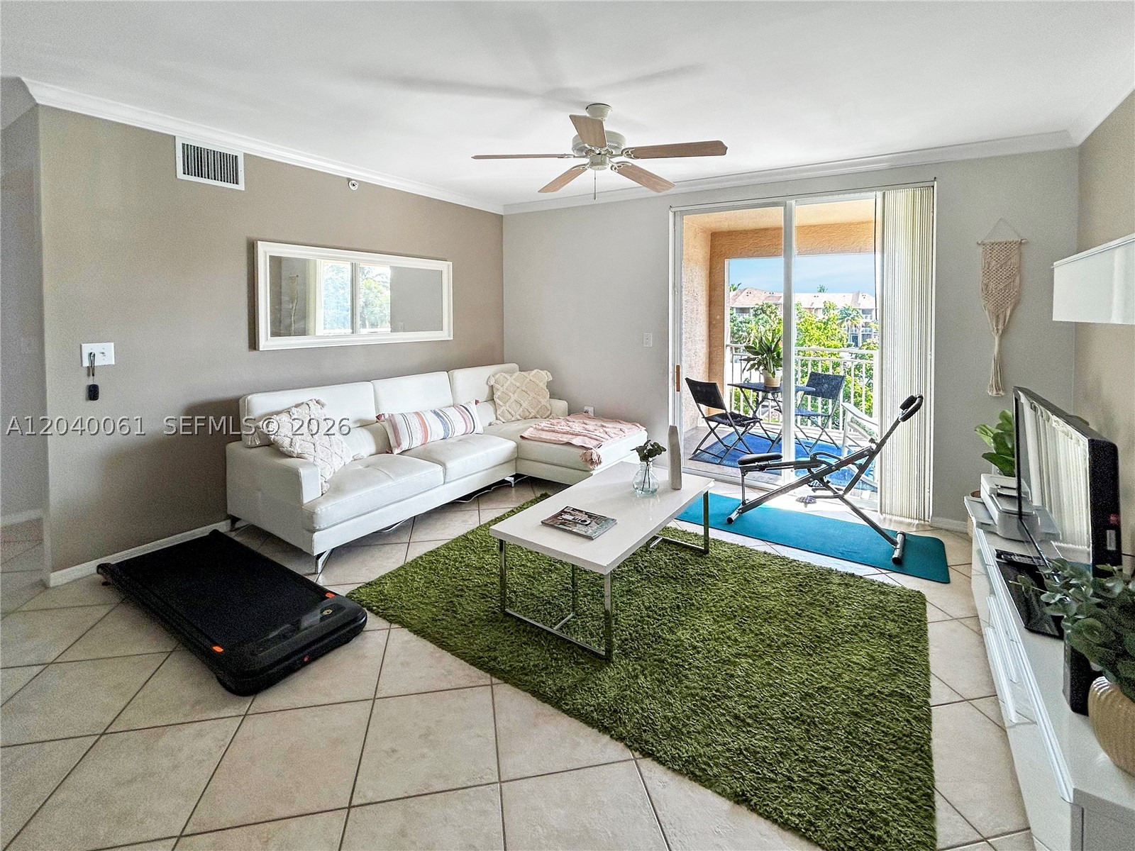 VILLAS AT EMERALD DUNES - Residential