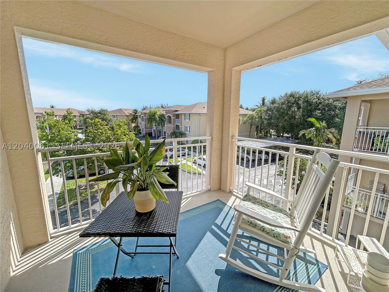 VILLAS AT EMERALD DUNES - Residential