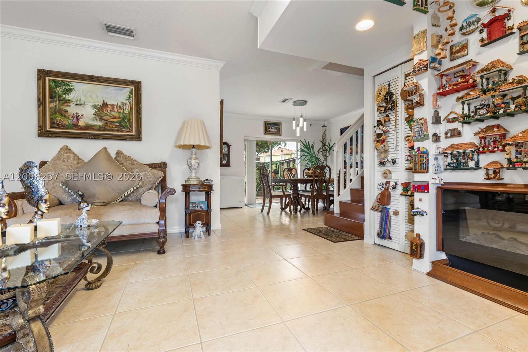 PRECIOUS HOMES AT TWIN LA - Residential