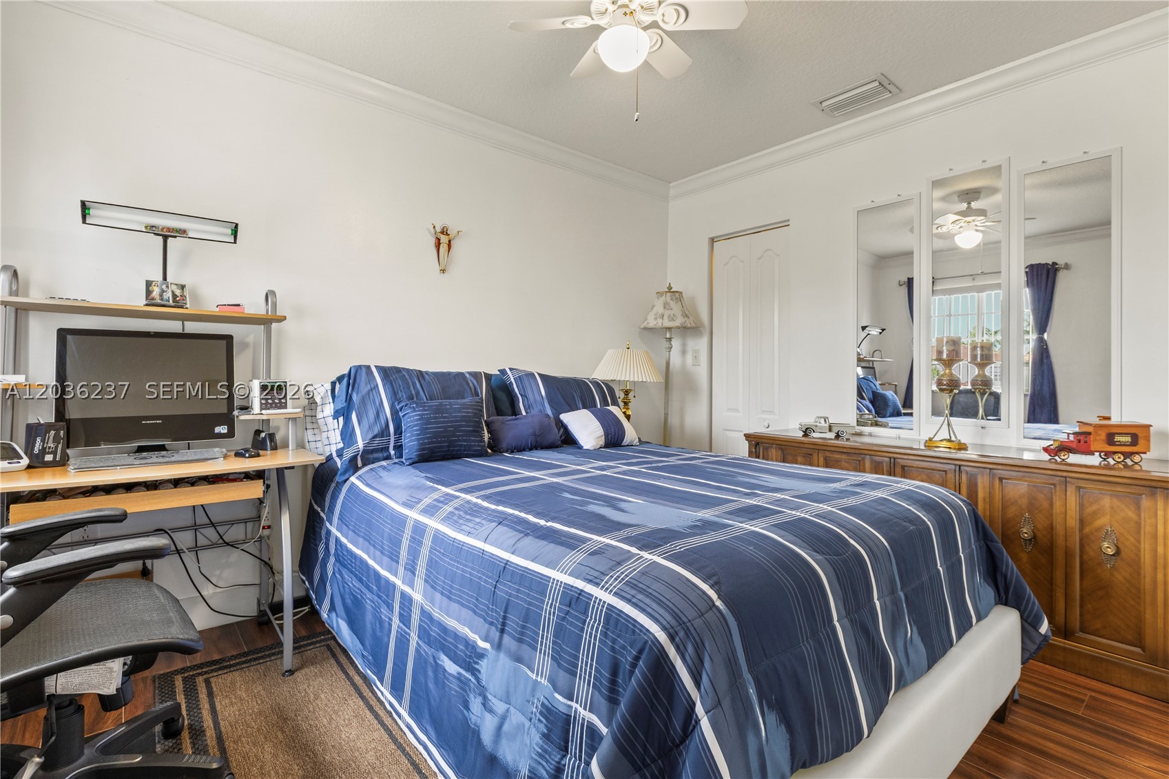 PRECIOUS HOMES AT TWIN LA - Residential