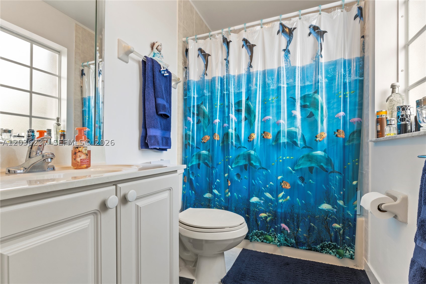 PRECIOUS HOMES AT TWIN LA - Residential