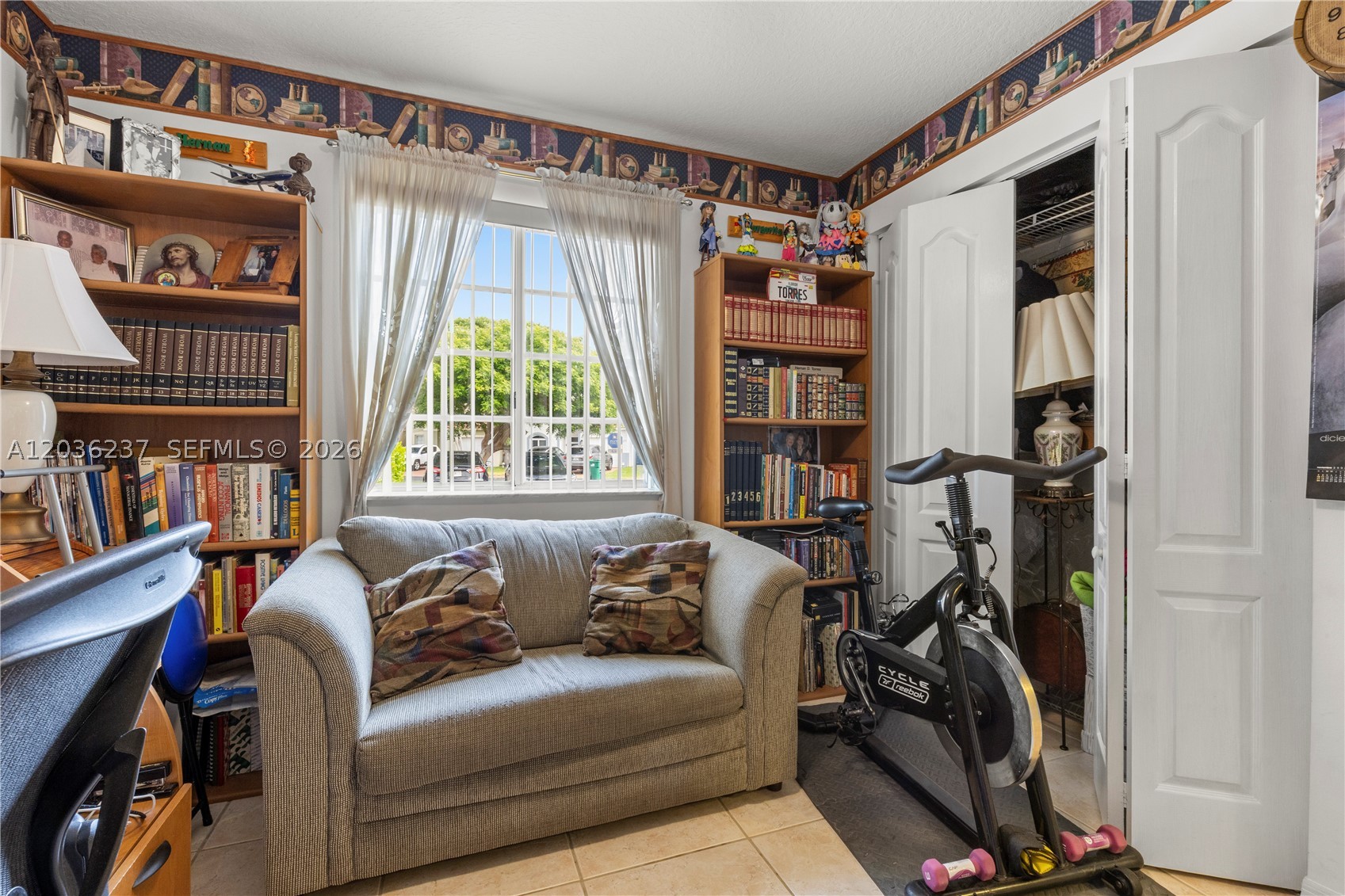 PRECIOUS HOMES AT TWIN LA - Residential