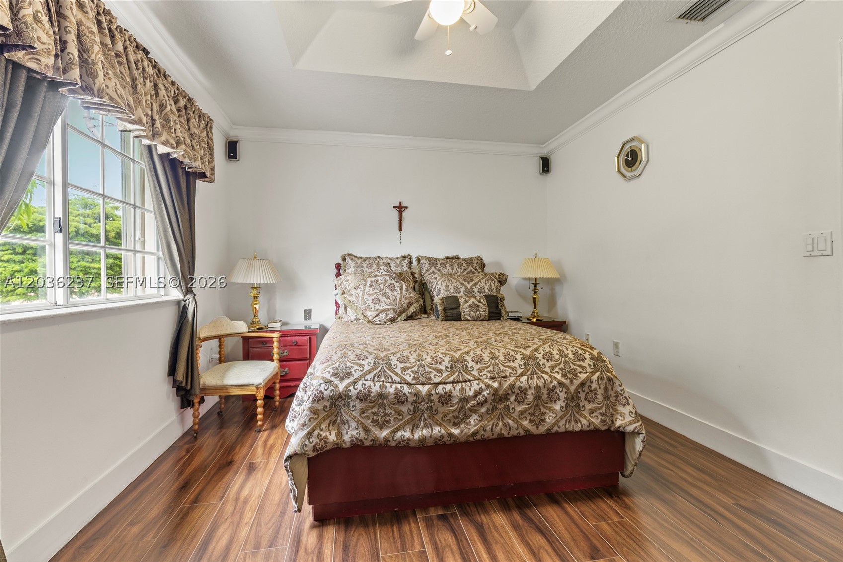 PRECIOUS HOMES AT TWIN LA - Residential