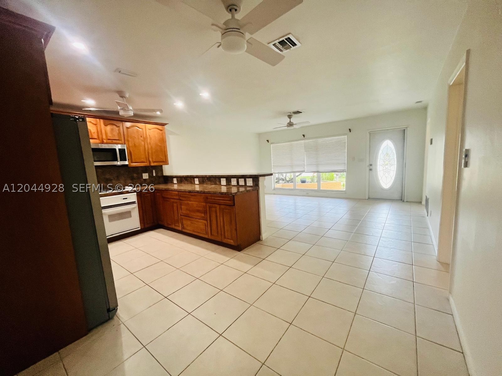 TUNISON PARK - Residential Lease