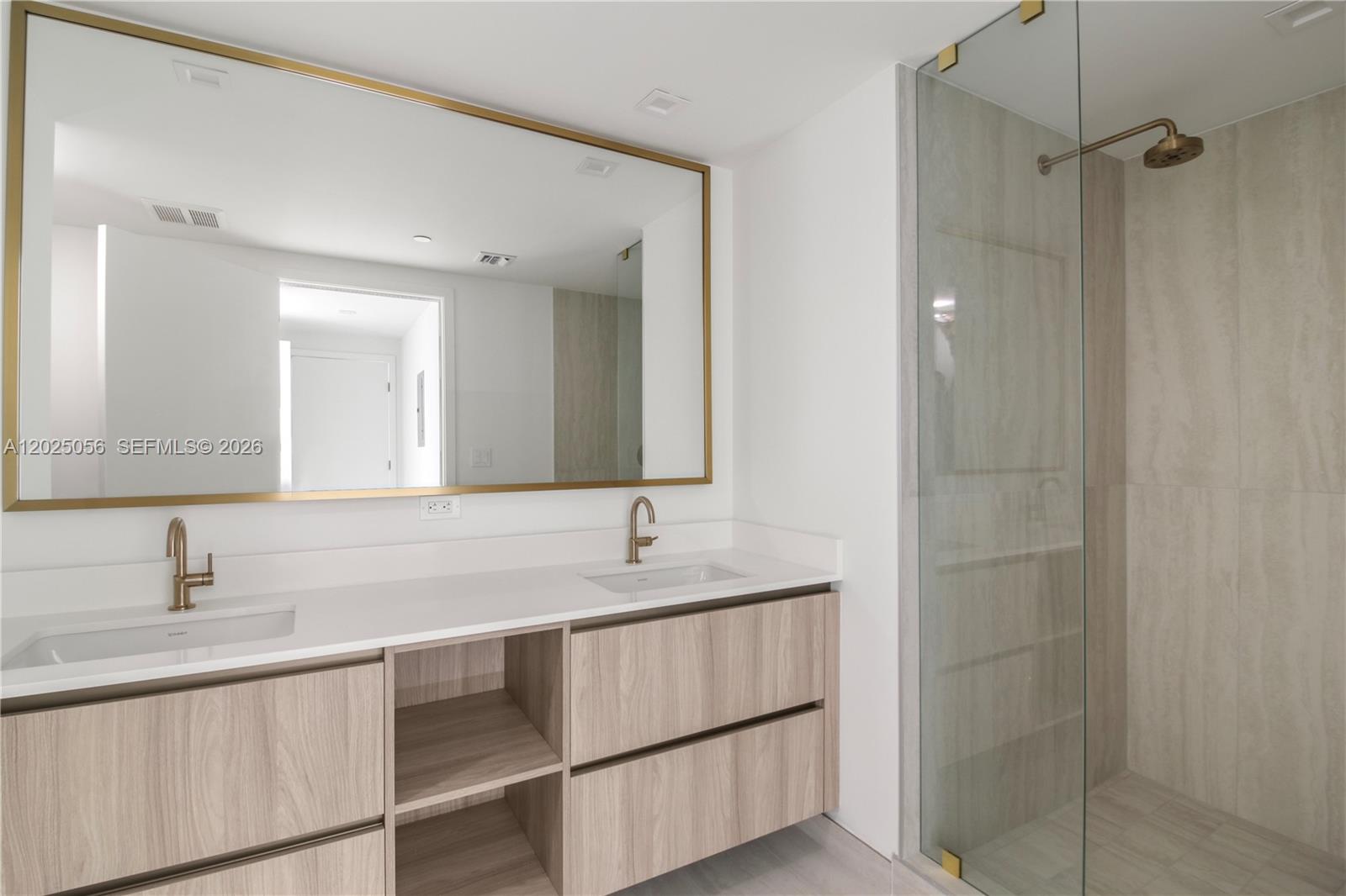 BRICKELL POINT - Residential Lease