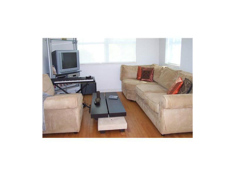 KIM AIMEE CONDO - Residential Lease