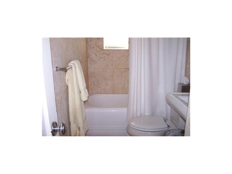 KIM AIMEE CONDO - Residential Lease