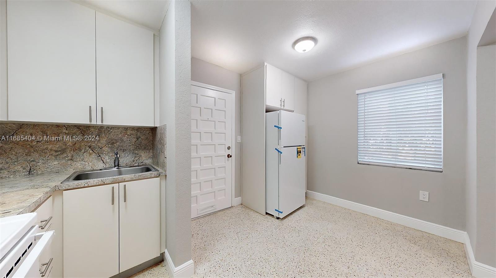 HELMS SUB - Residential Lease