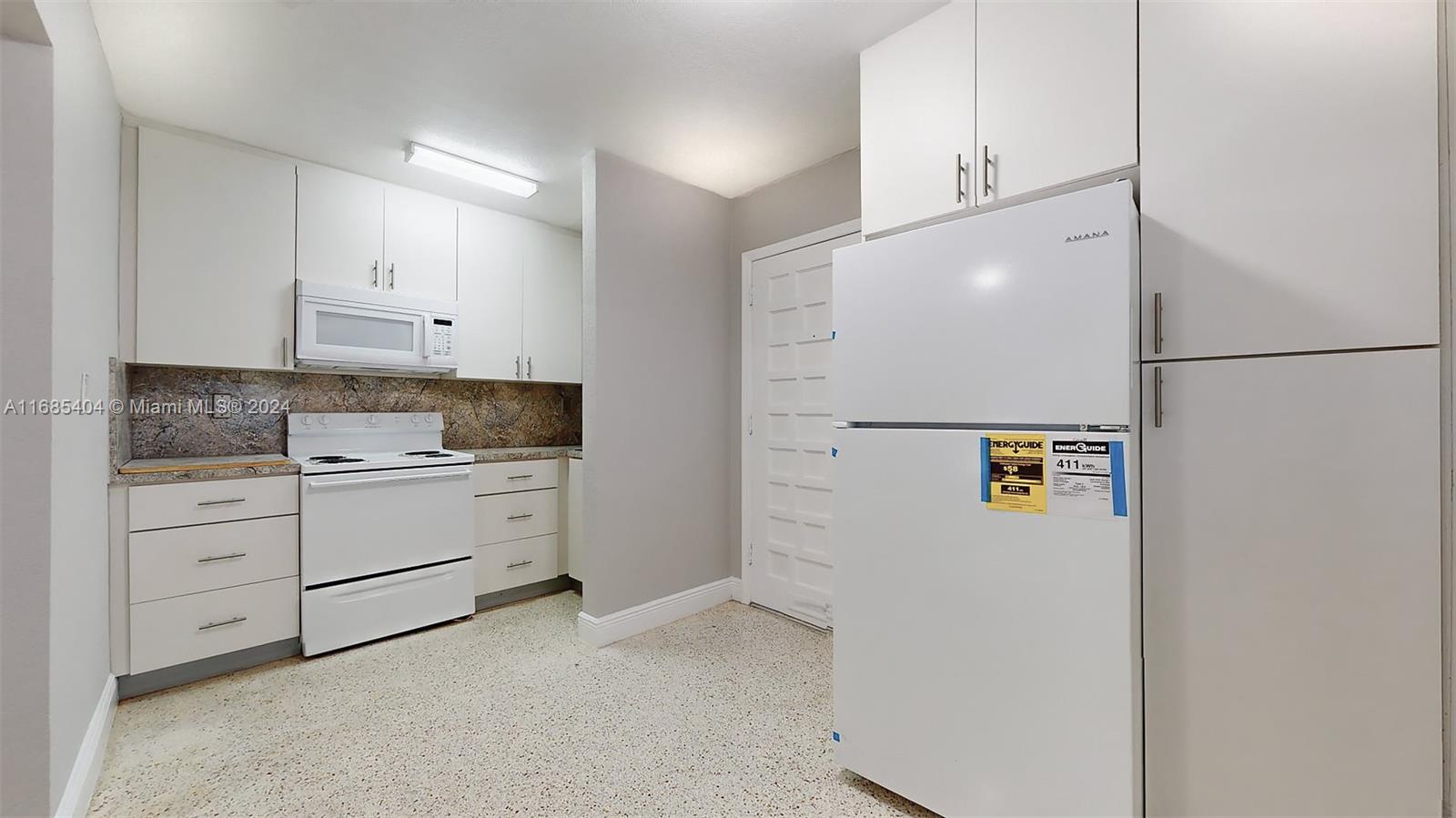 HELMS SUB - Residential Lease