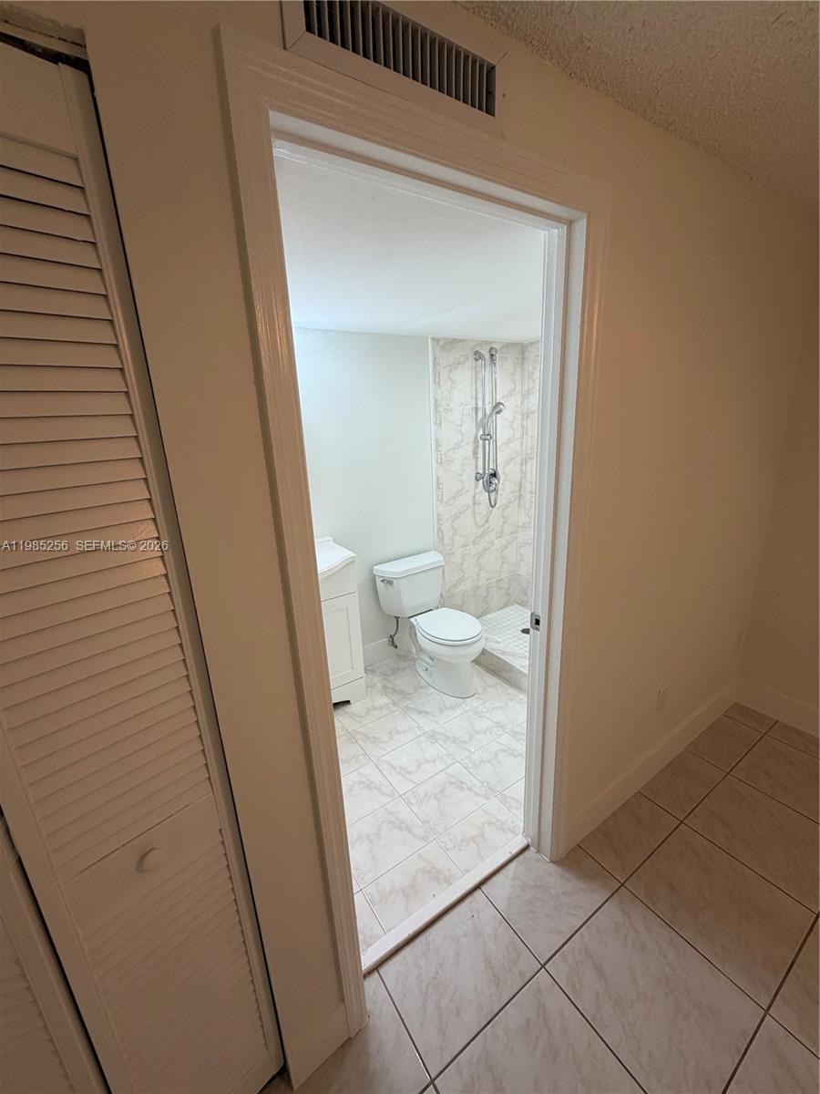 SNAPPER VILLAGE PH 2 SEC - Residential Lease