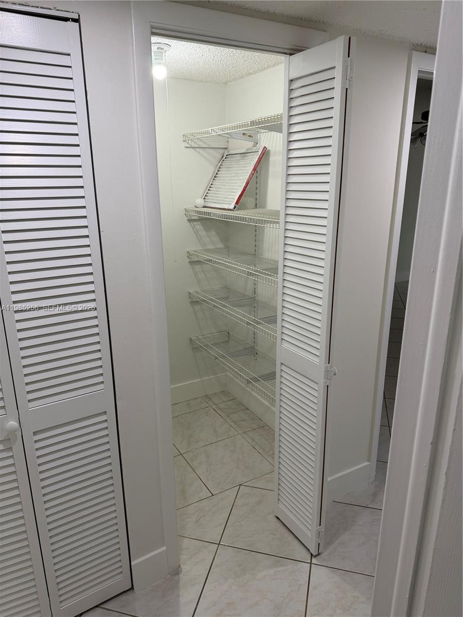 SNAPPER VILLAGE PH 2 SEC - Residential Lease