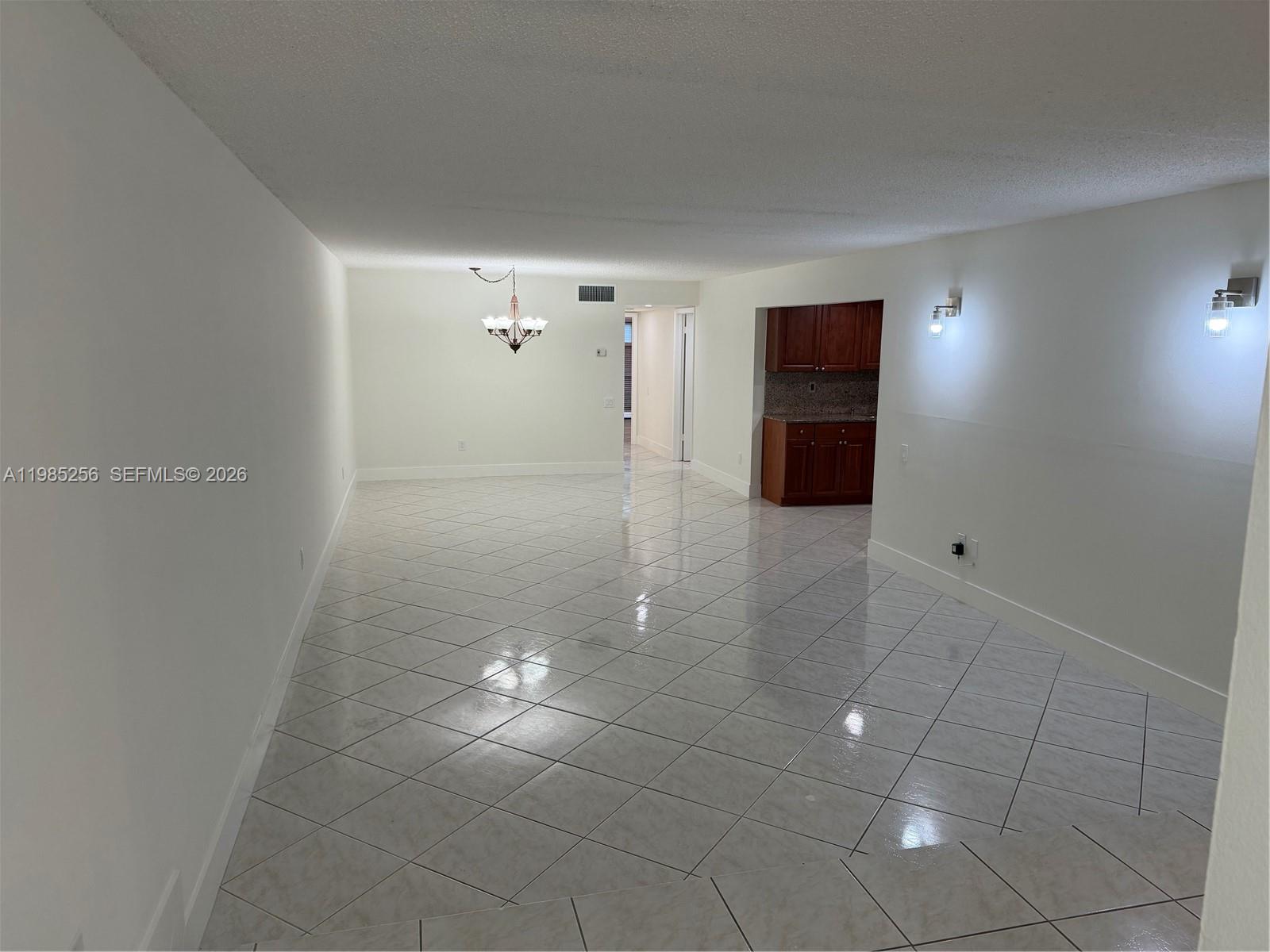 SNAPPER VILLAGE PH 2 SEC - Residential Lease