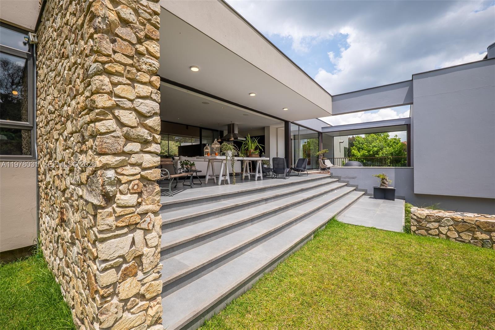ARRAYANES - Residential