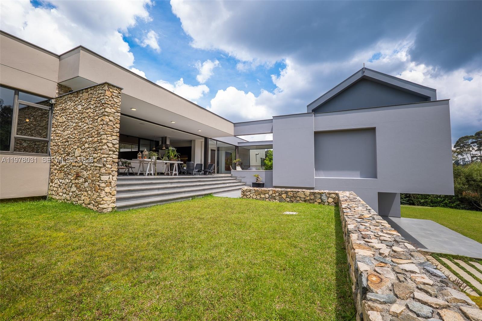 ARRAYANES - Residential