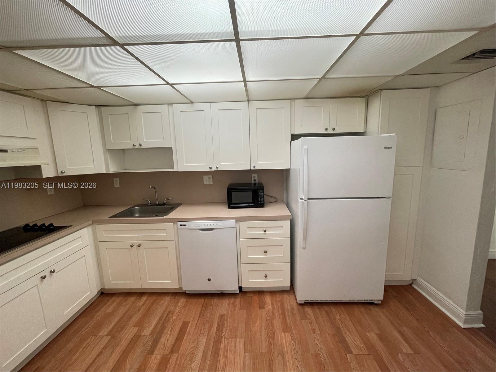 OCEANVIEW BUILDING A COND - Residential