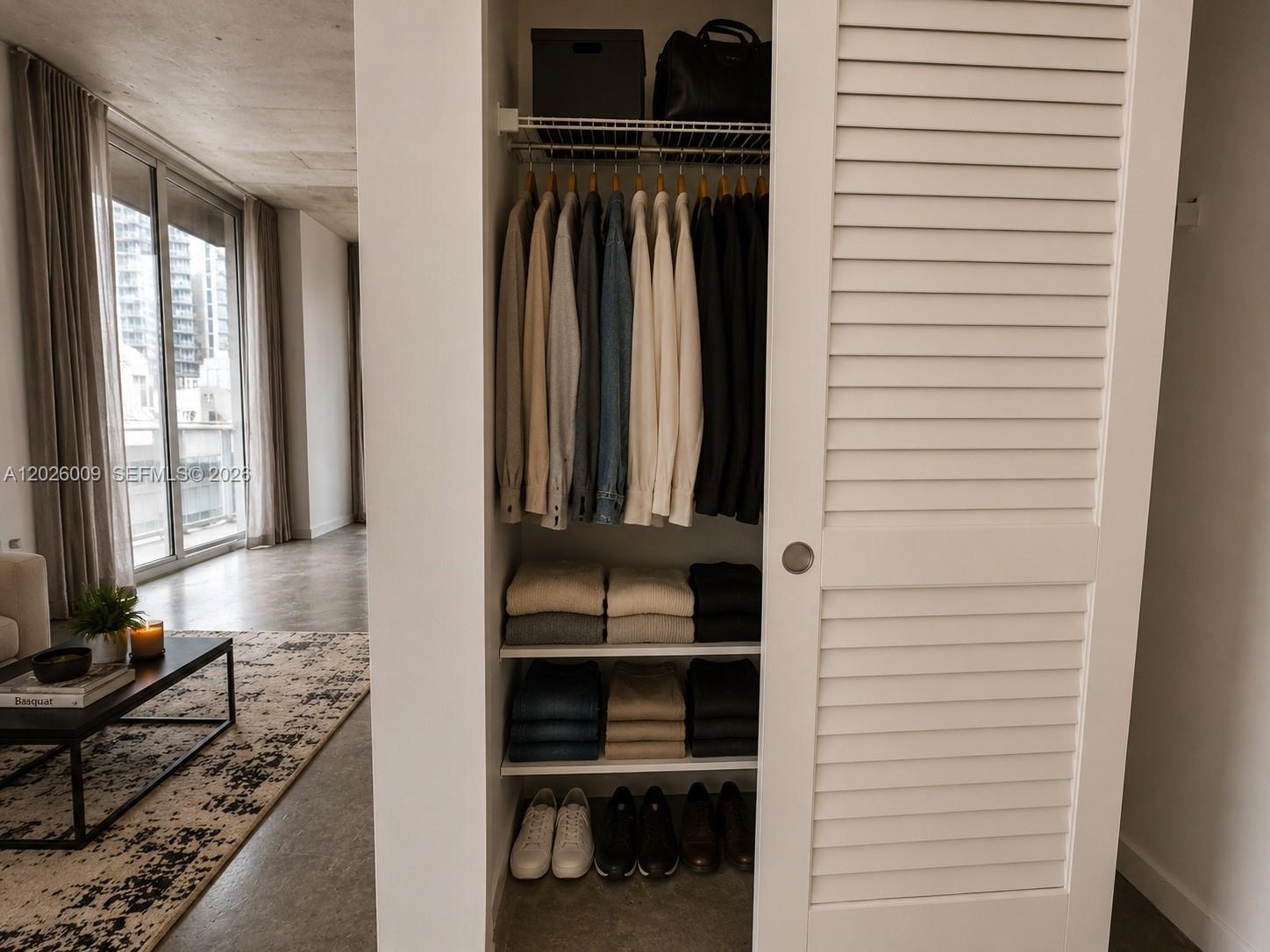 CENTRO CONDO - Residential Lease