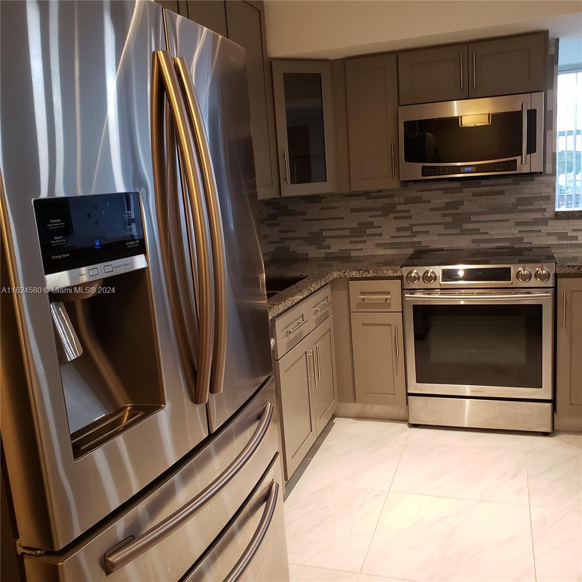 DESOTO PARK CONDO - Residential Lease