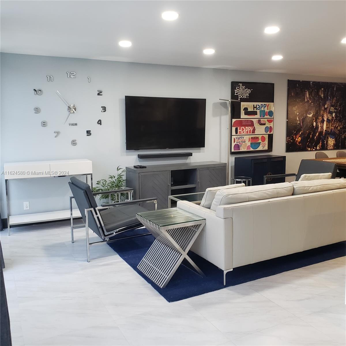 DESOTO PARK CONDO - Residential Lease