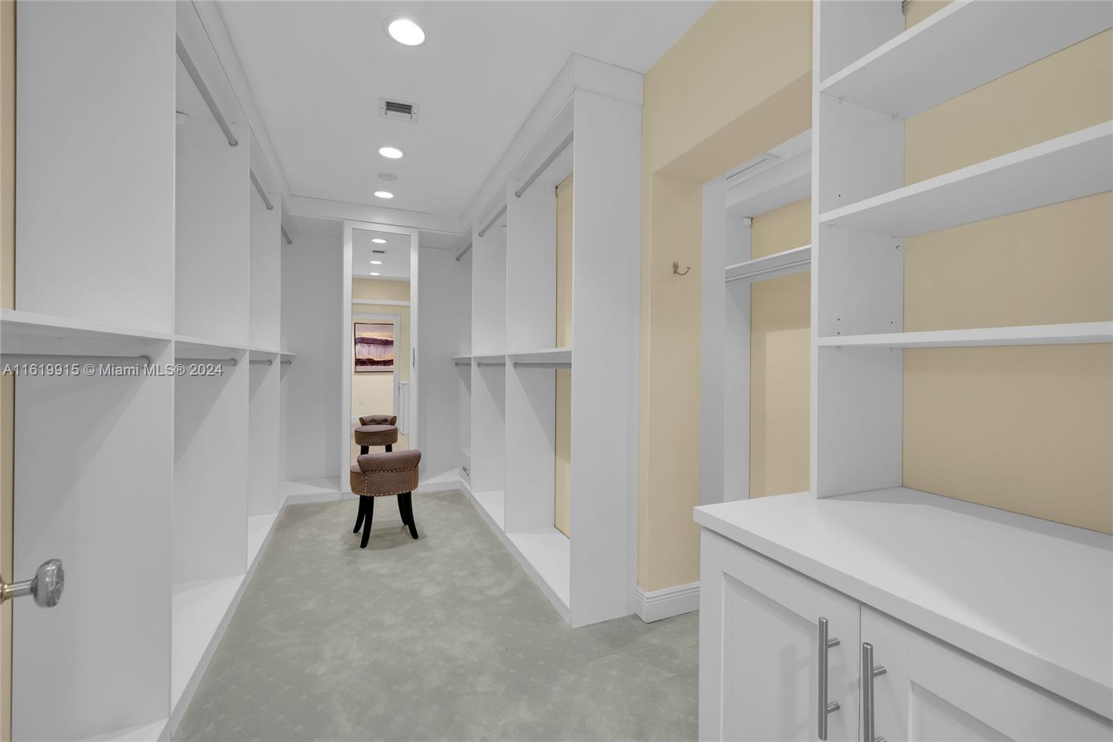 C GAB COUNTRY CLUB SEC 5 - Residential