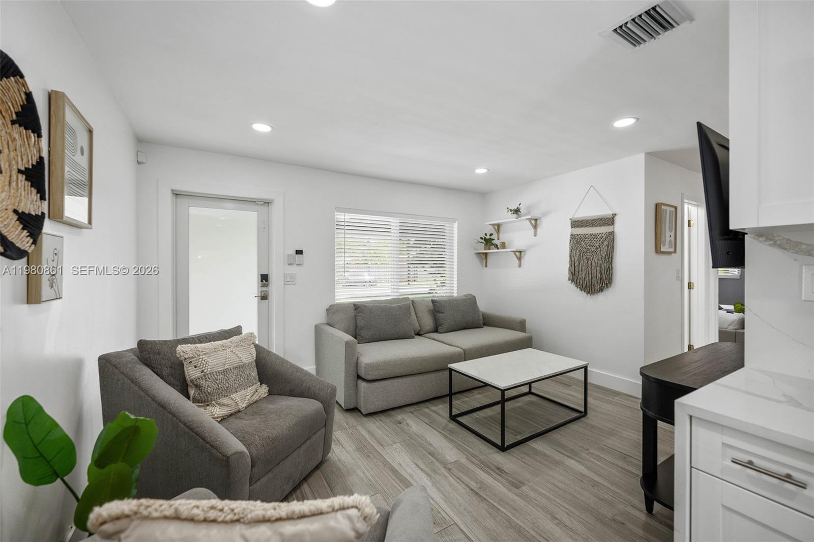 COLLIER MANOR 4TH ADD - Residential
