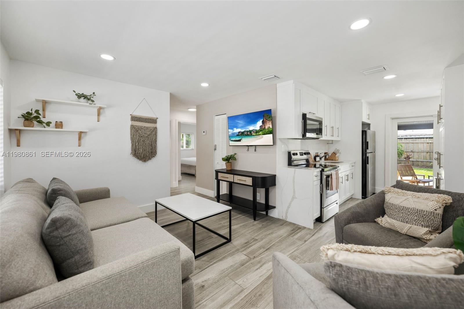 COLLIER MANOR 4TH ADD - Residential