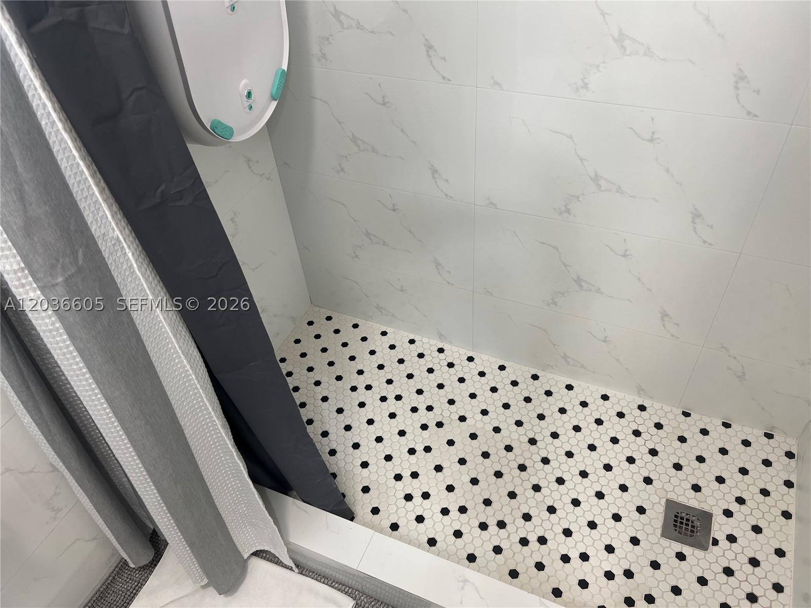 ODA HOMES CONDO - Residential Lease