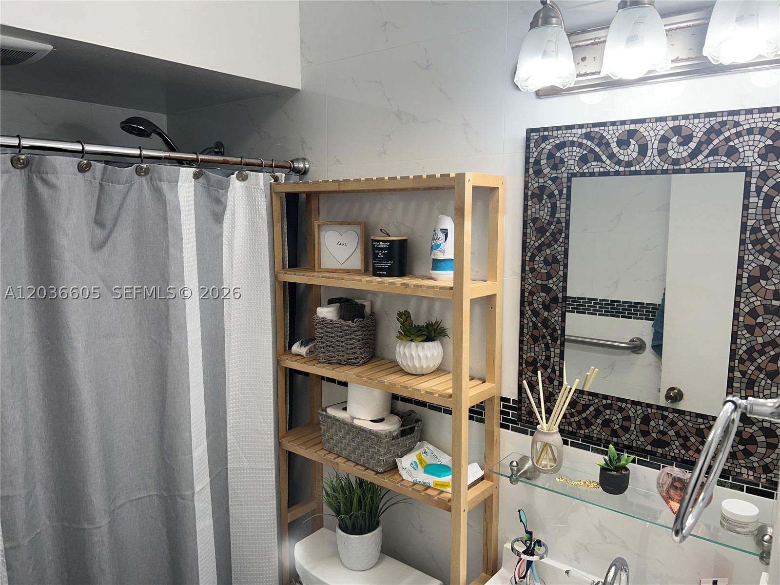 ODA HOMES CONDO - Residential Lease