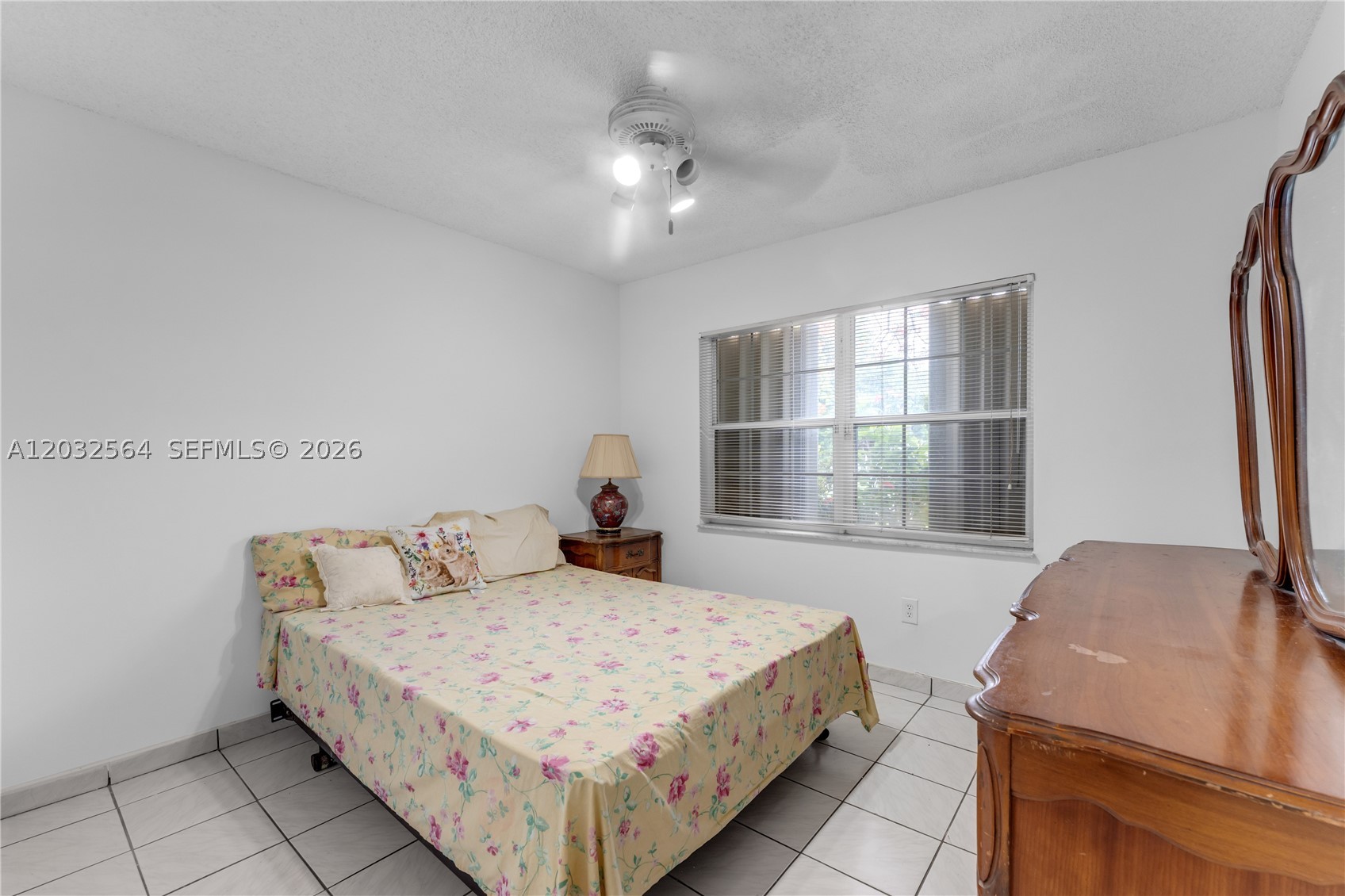 EDGEWATER PARK - Residential