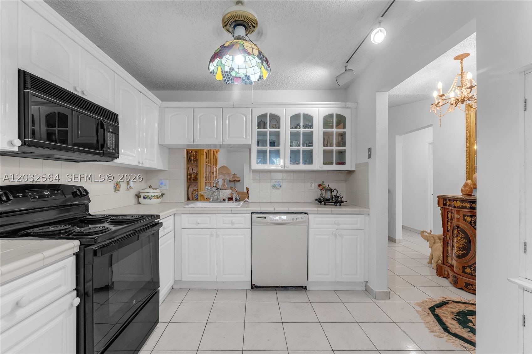 EDGEWATER PARK - Residential