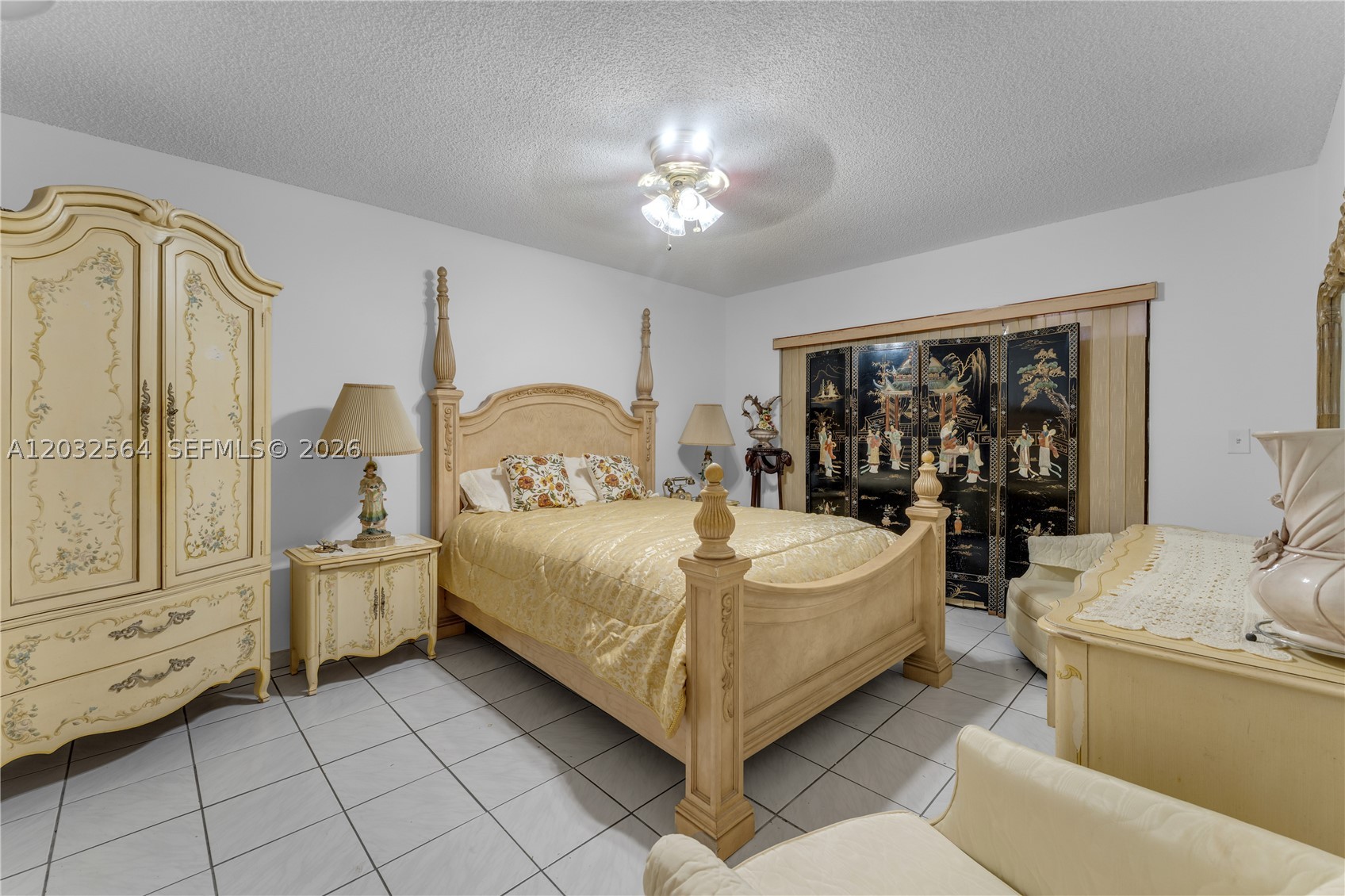 EDGEWATER PARK - Residential