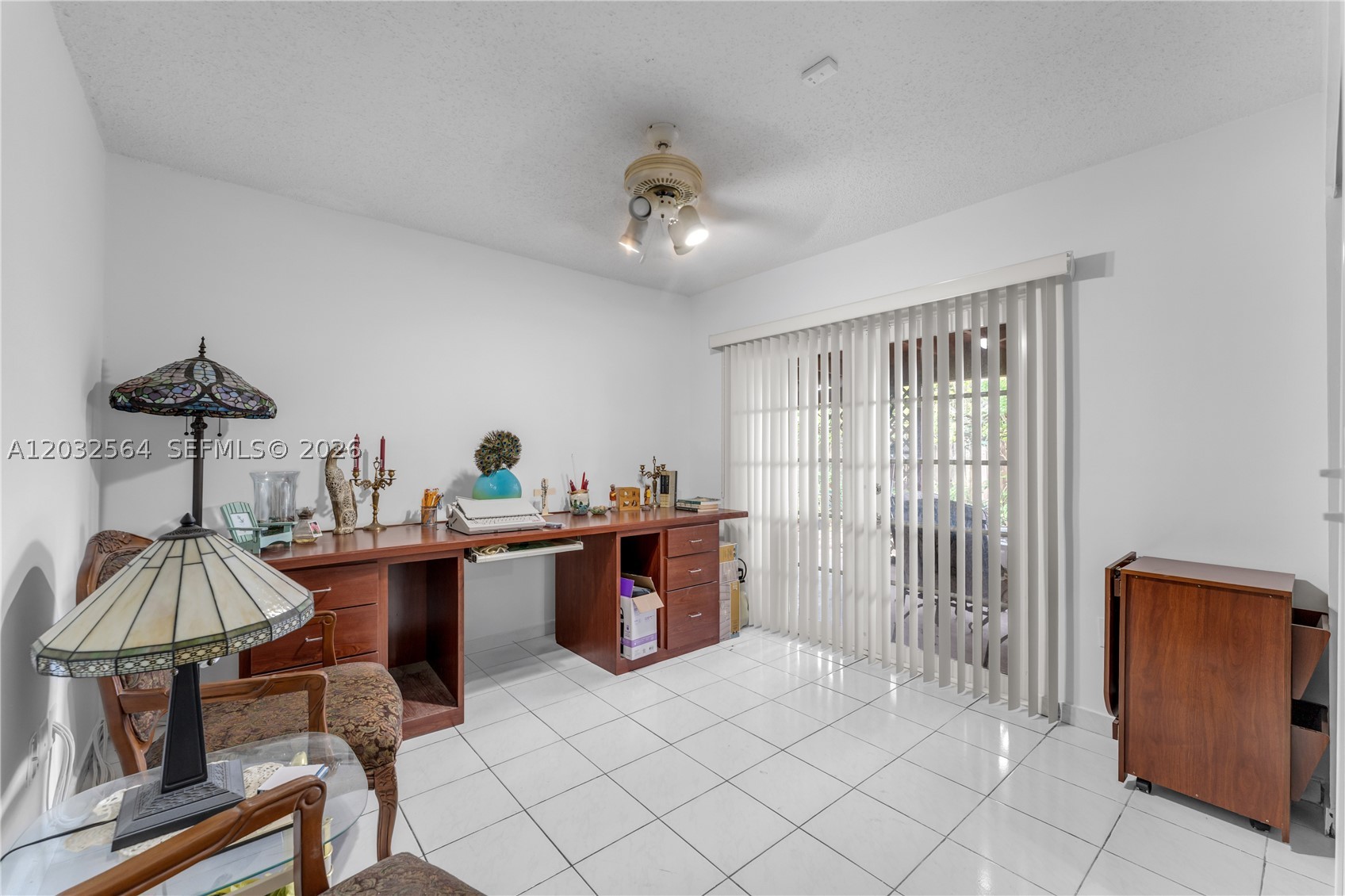 EDGEWATER PARK - Residential