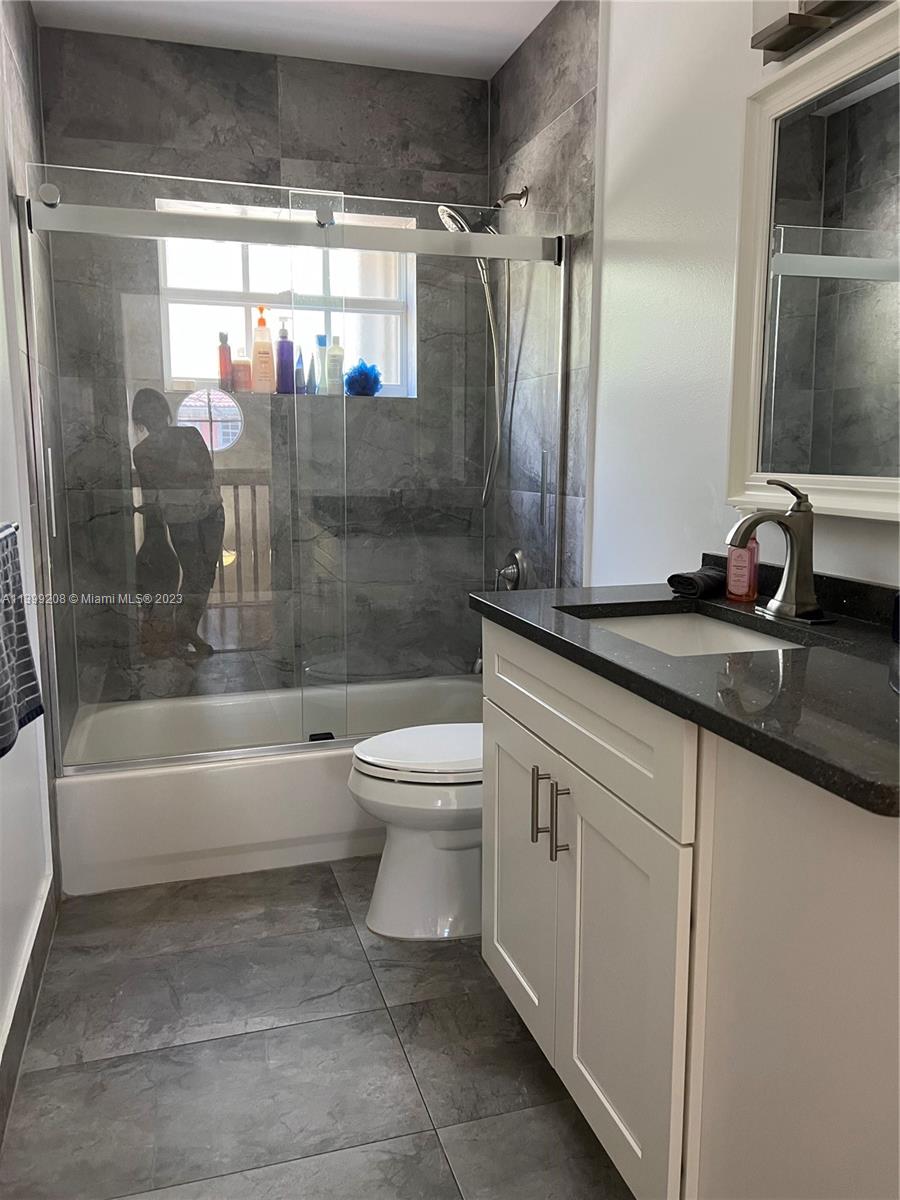 WEDGEWOOD ESTATES - Residential Lease