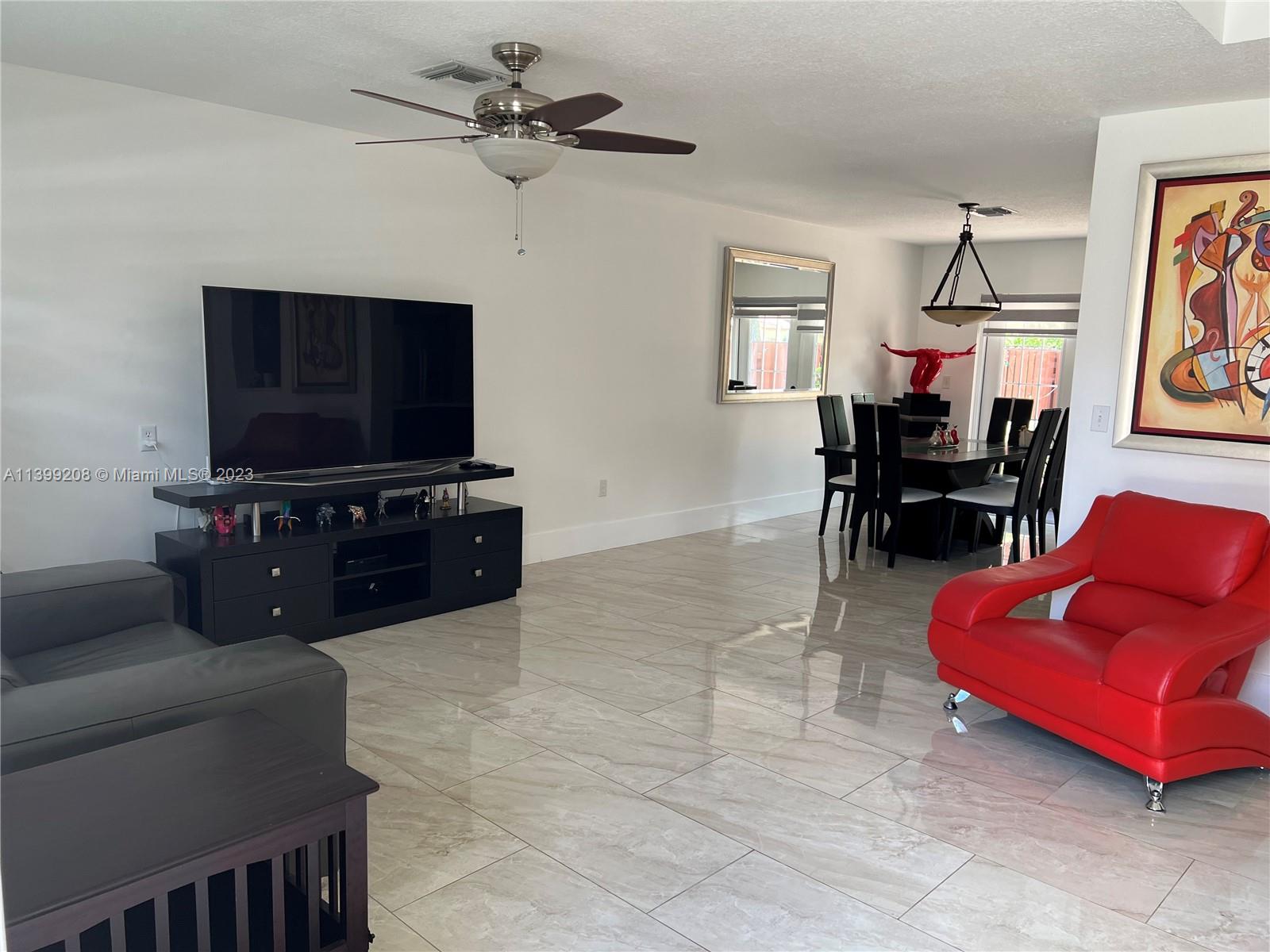 WEDGEWOOD ESTATES - Residential Lease