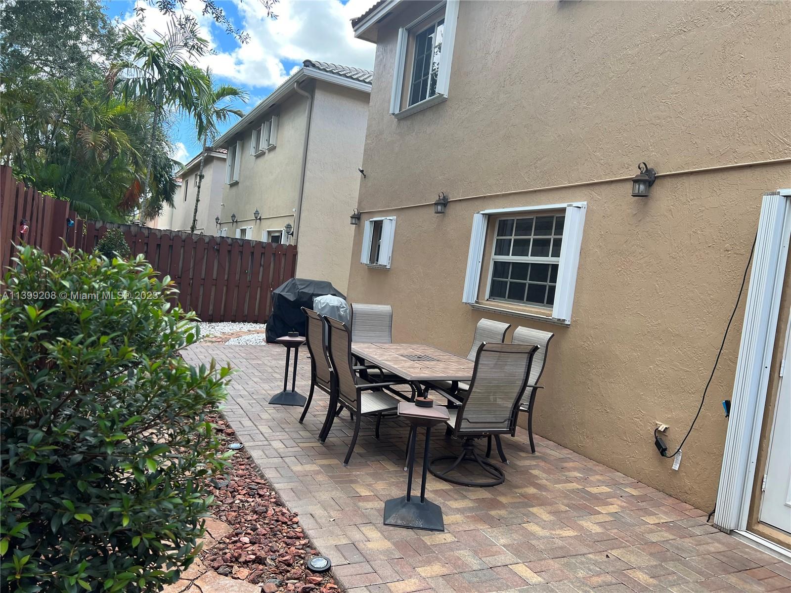 WEDGEWOOD ESTATES - Residential Lease