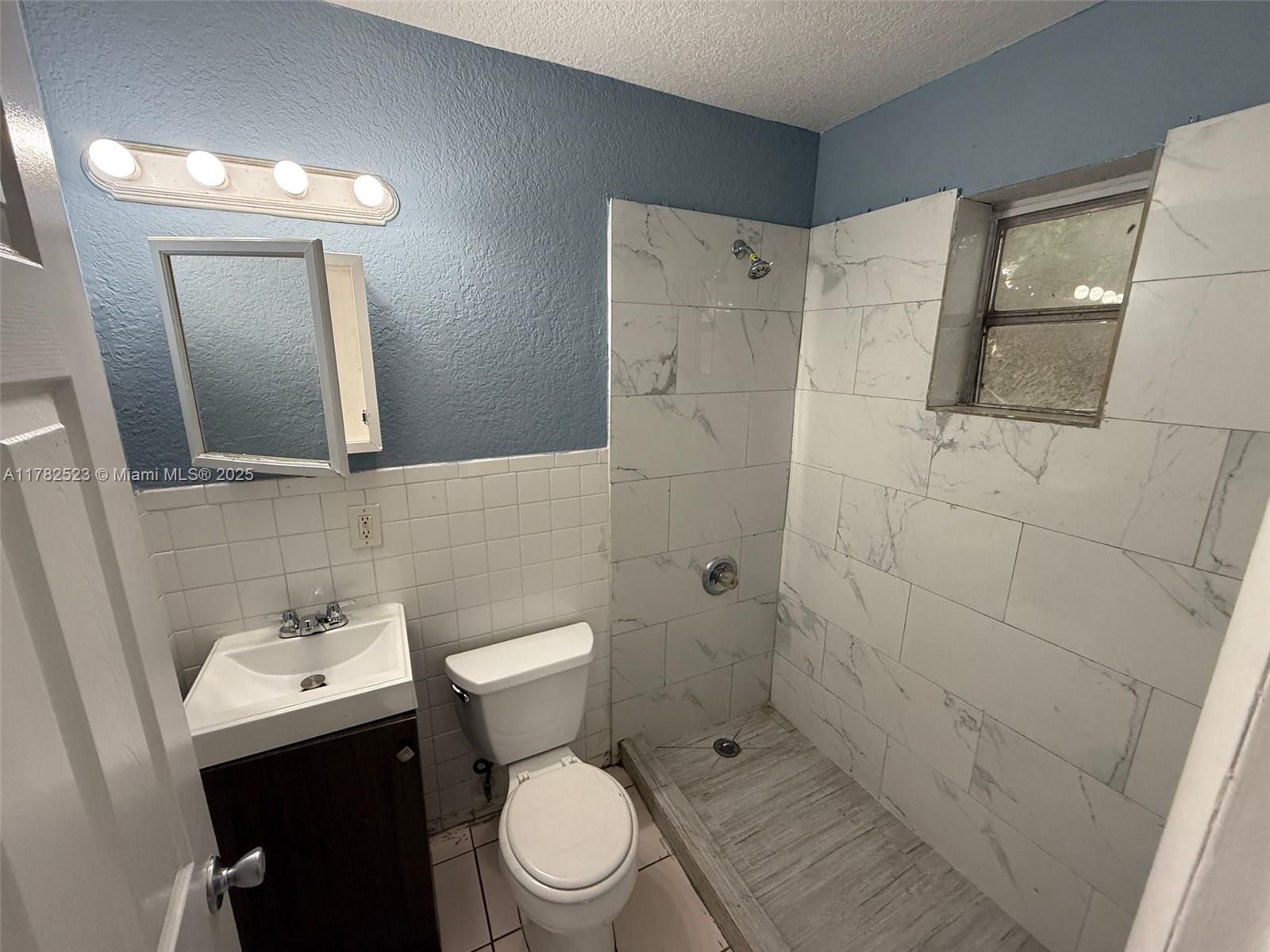 CARVER HEIGHTS - Residential Lease