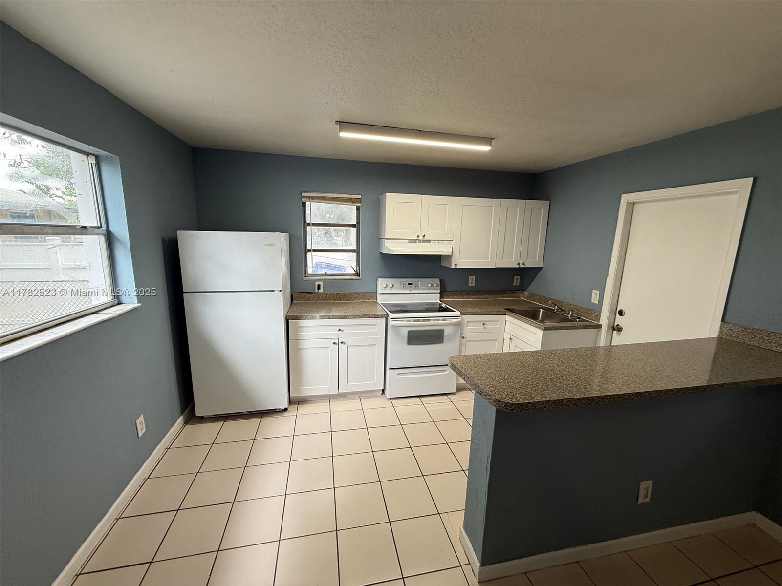 CARVER HEIGHTS - Residential Lease