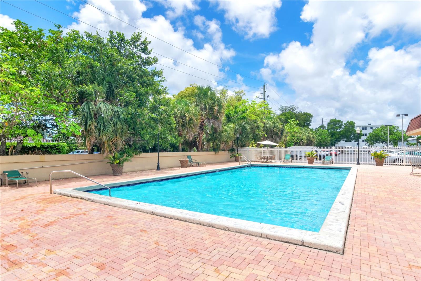 BAYVIEW PALMS CONDO - Residential Lease
