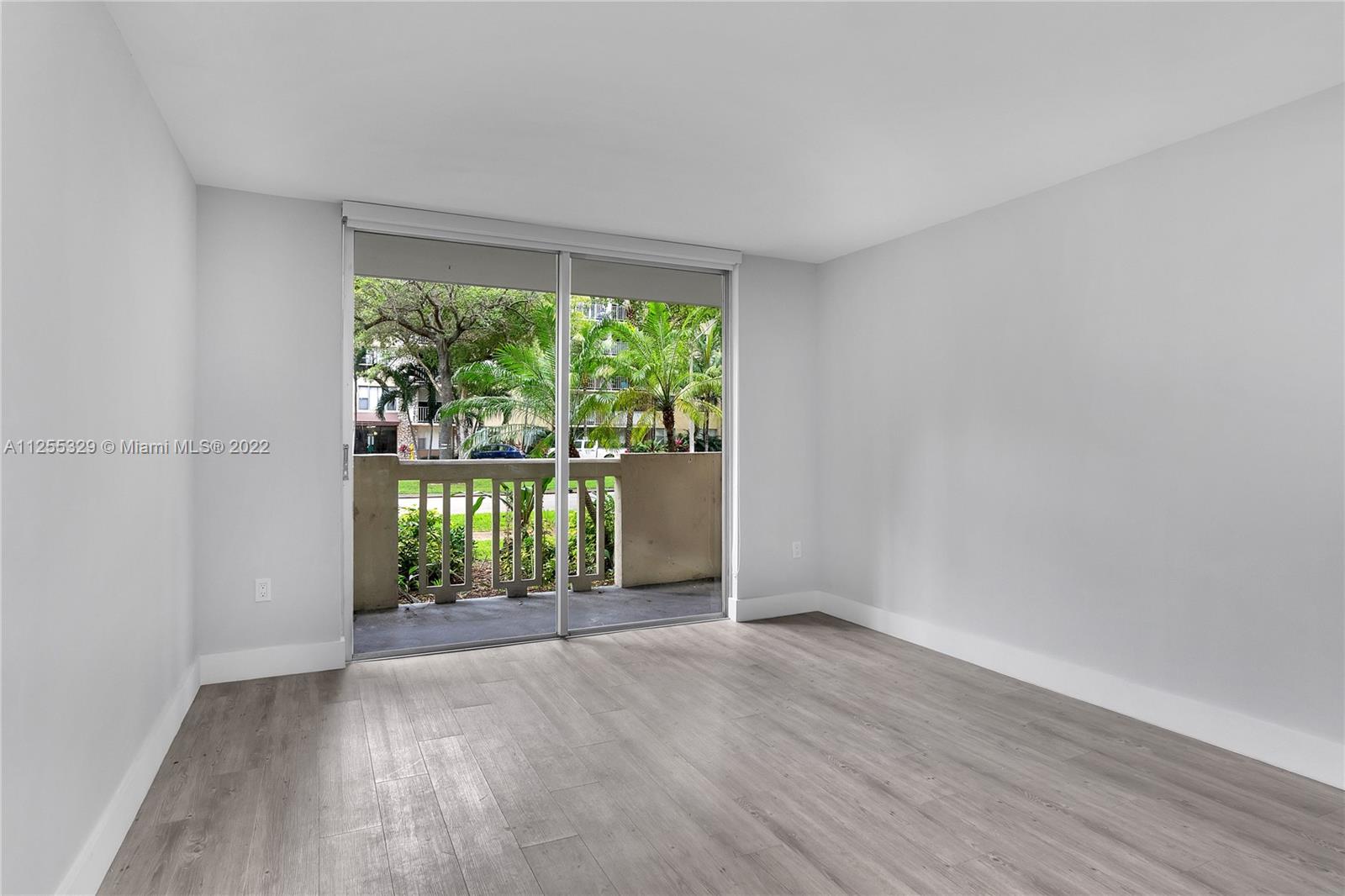 BAYVIEW PALMS CONDO - Residential Lease