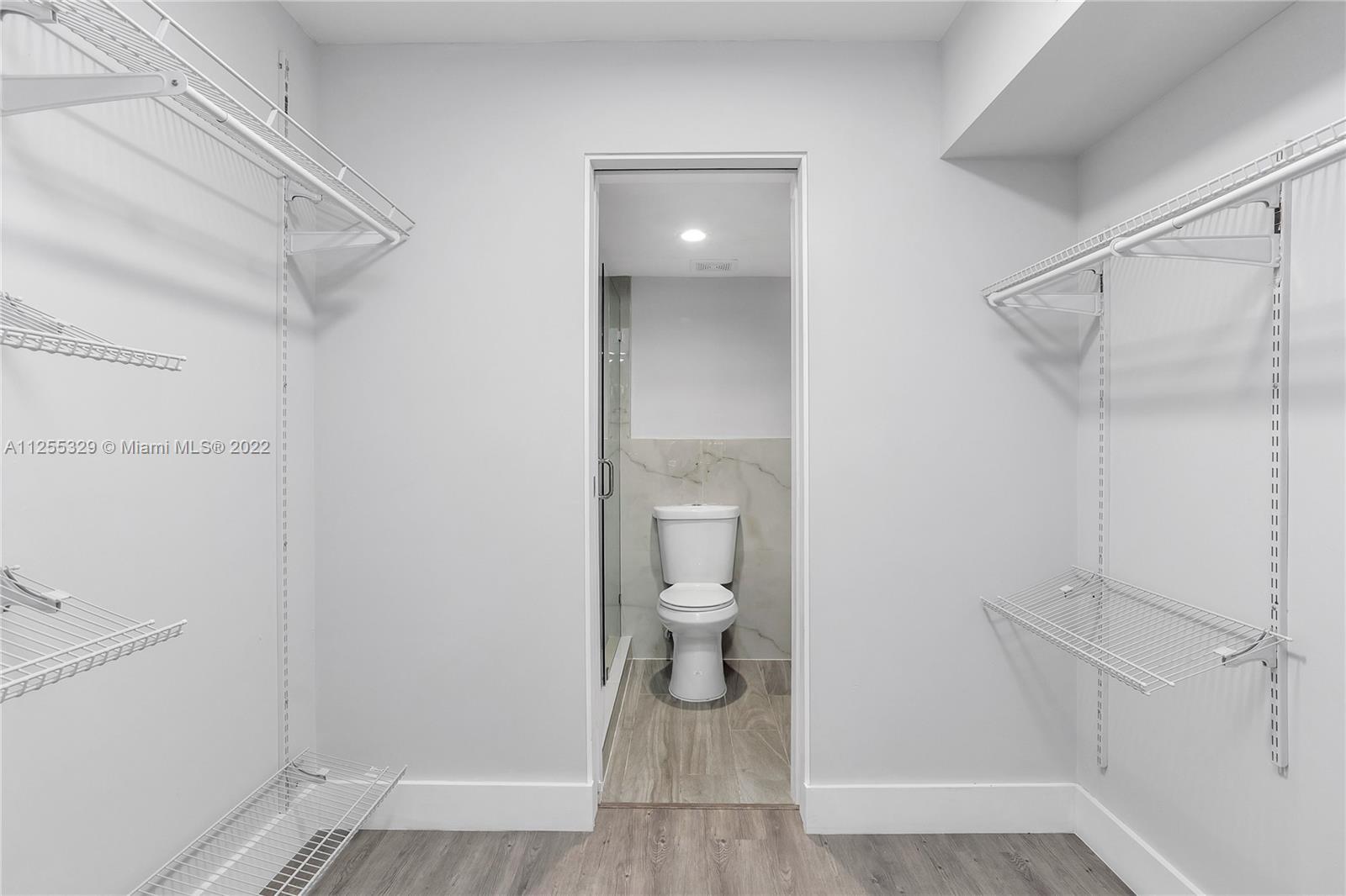 BAYVIEW PALMS CONDO - Residential Lease