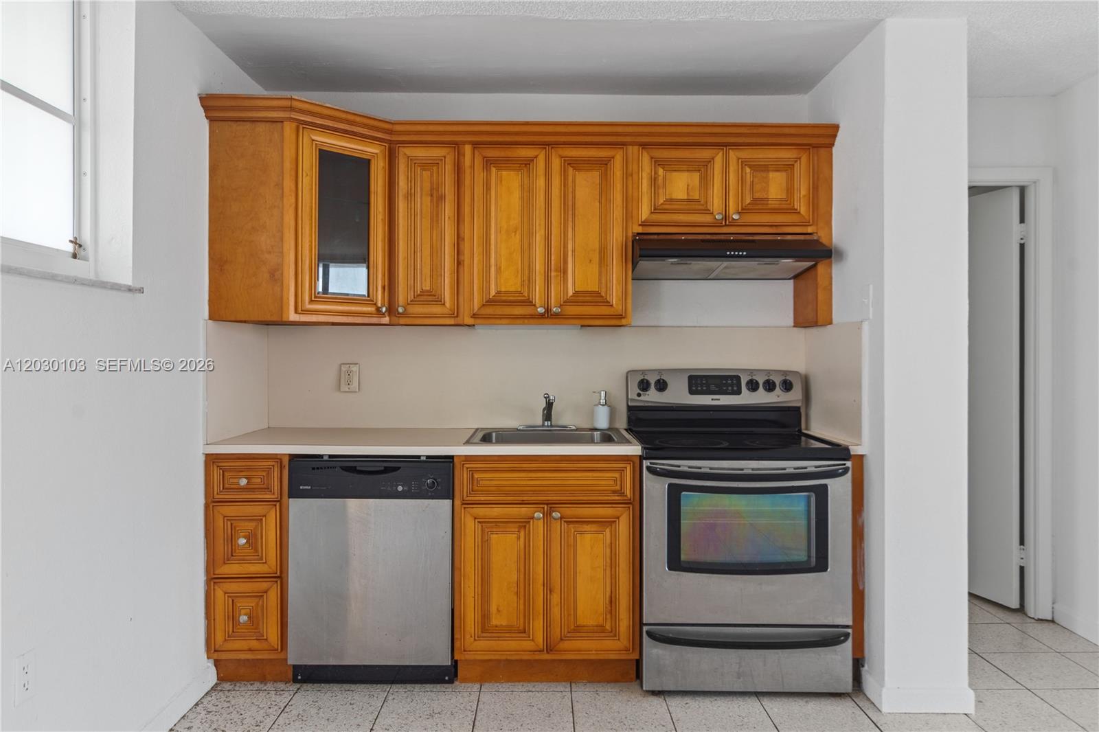 1750 JAMES APARTMENTS CON - Residential