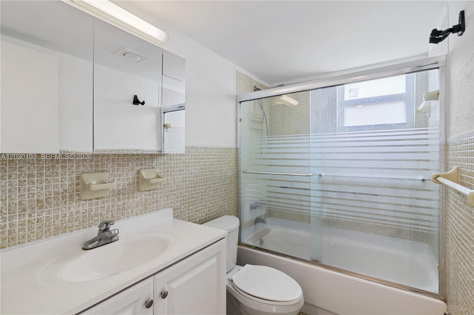1750 JAMES APARTMENTS CON - Residential