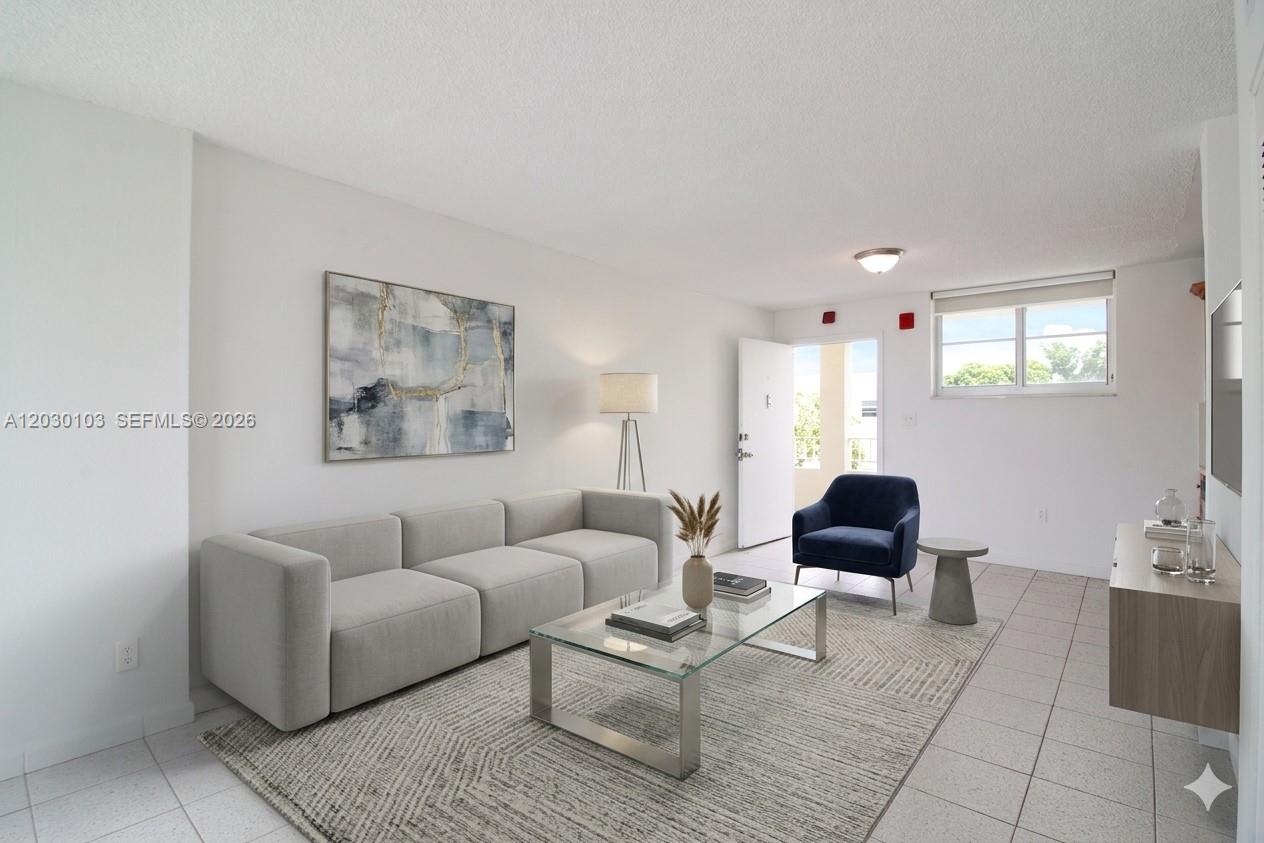 1750 JAMES APARTMENTS CON - Residential