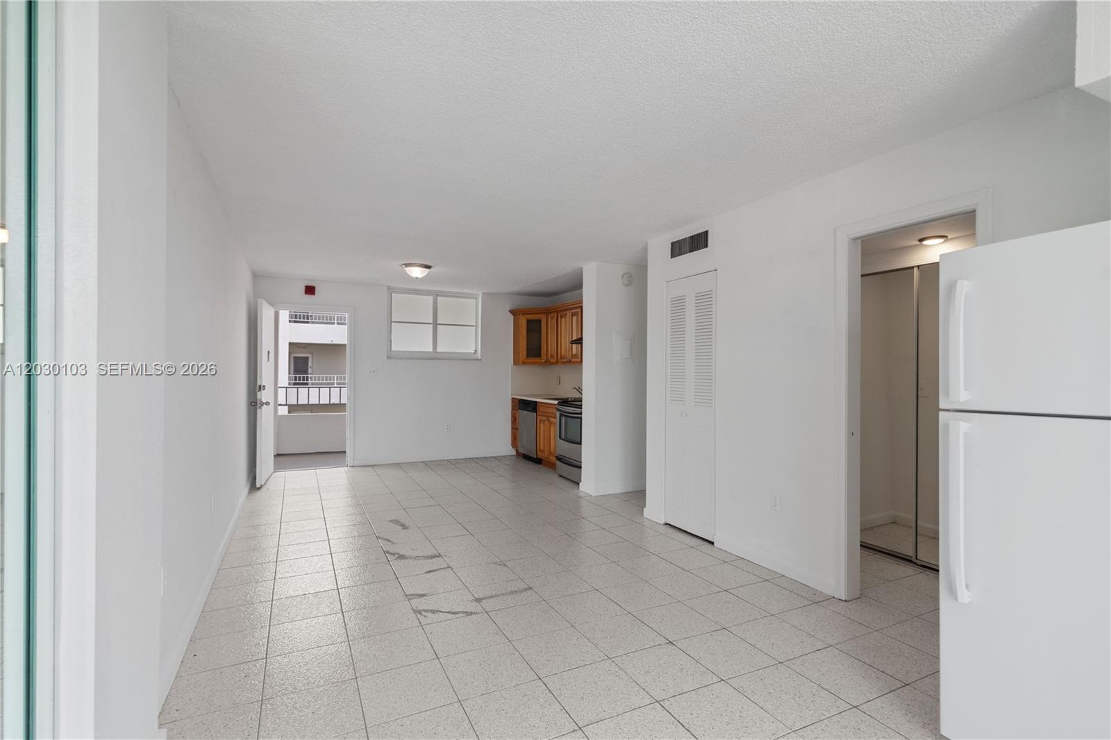 1750 JAMES APARTMENTS CON - Residential