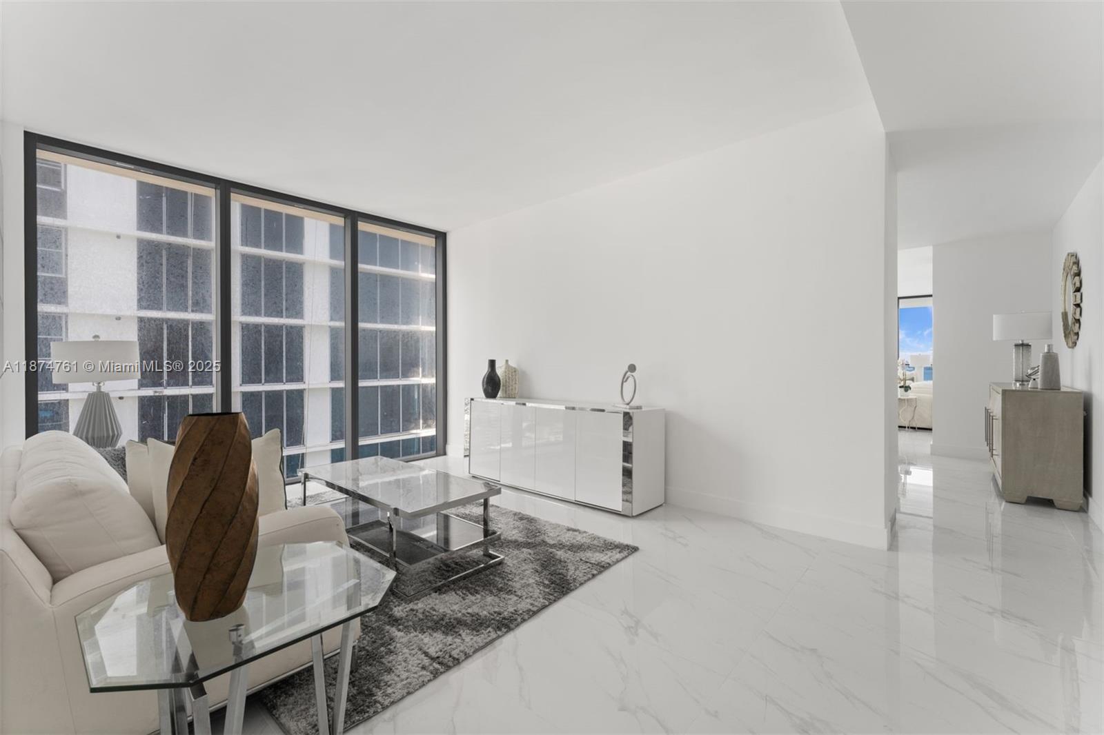 BAY BREEZE - Residential