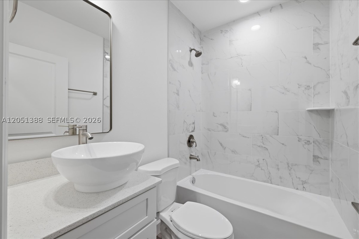 Englewood - Residential Lease