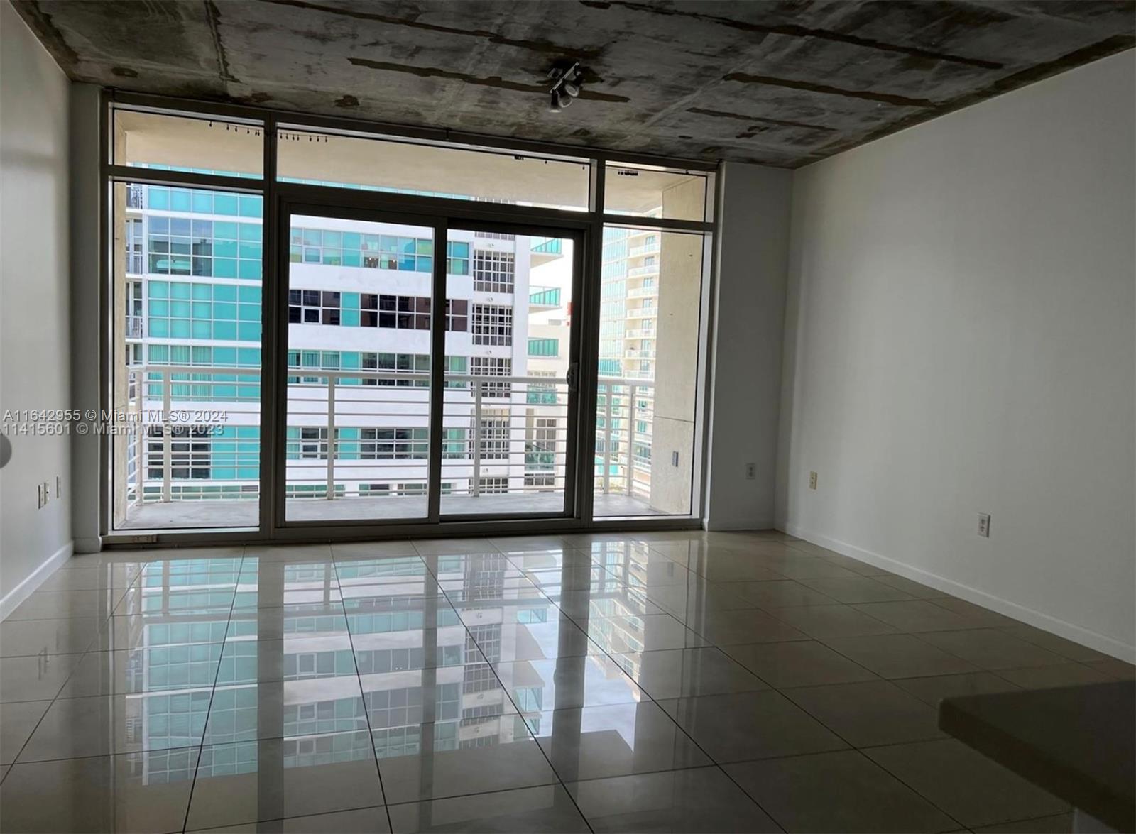 MIDBLOCK MIAMI CONDO - Residential Lease