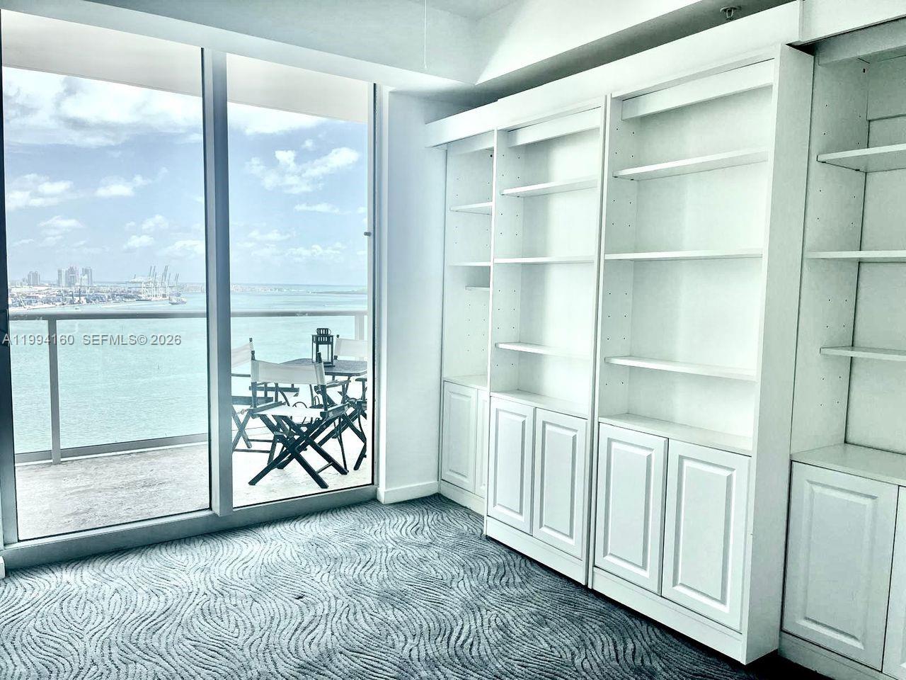 MET 1 CONDO - Residential