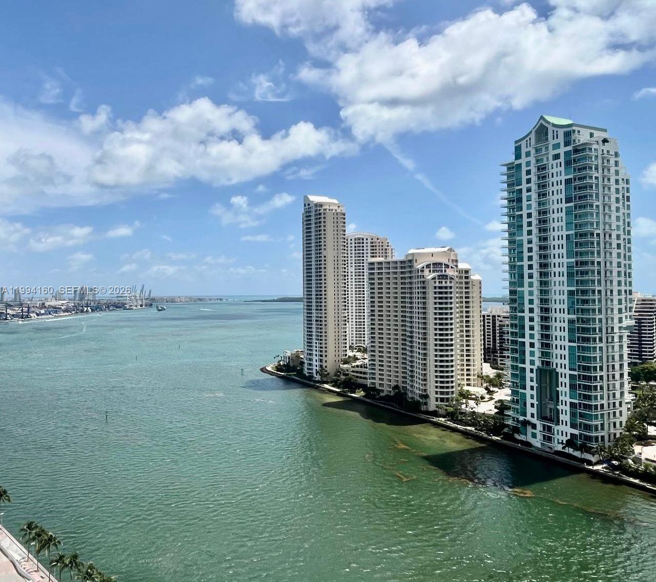 MET 1 CONDO - Residential