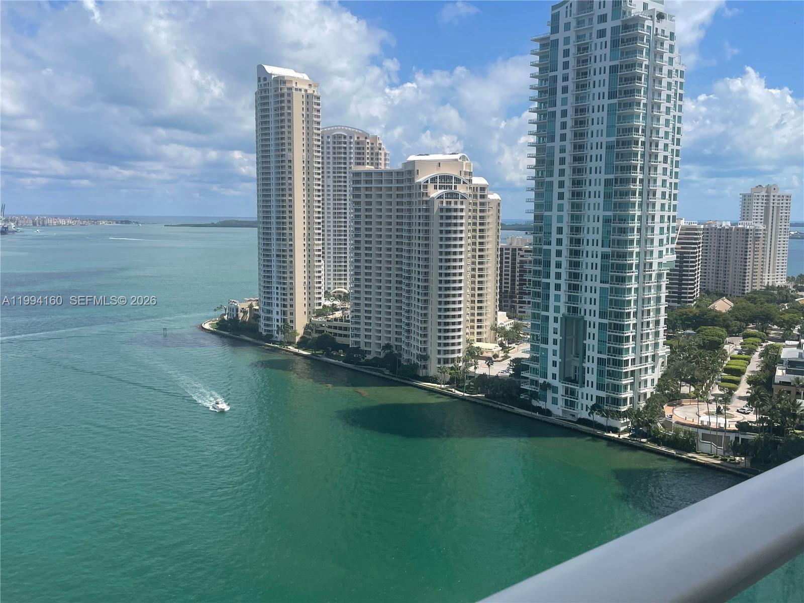 MET 1 CONDO - Residential