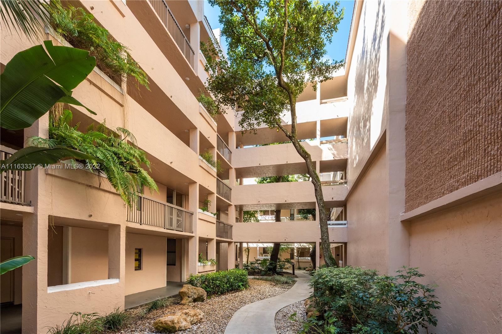 ROYAL PALM AT PLANTATION - Residential
